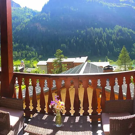 Chalet Patineur Hotel